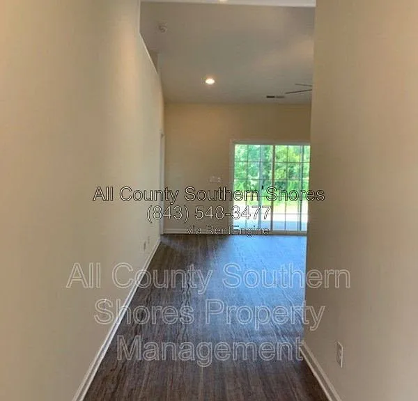 188 Palm Terrace Loop — Photo 2