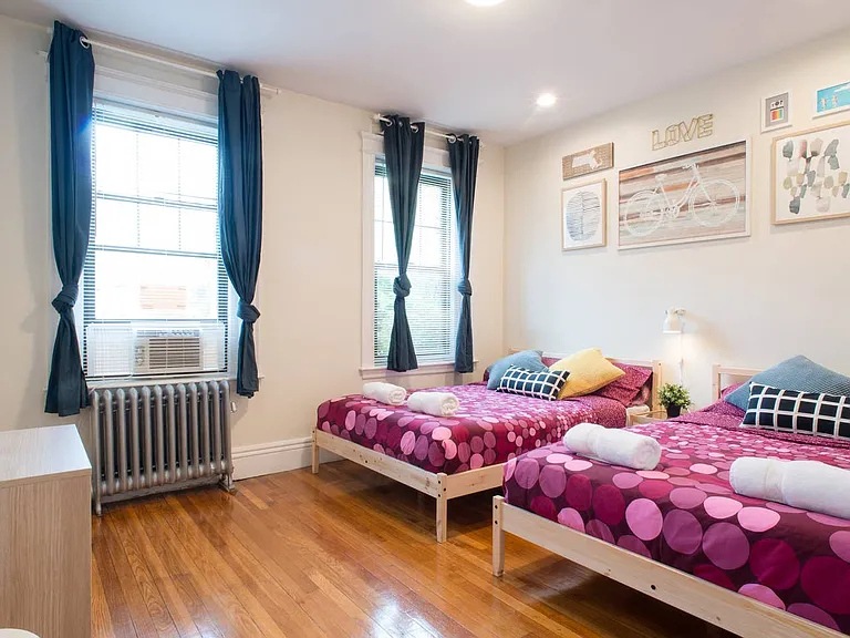 58 Queensberry St #18 — Photo 7