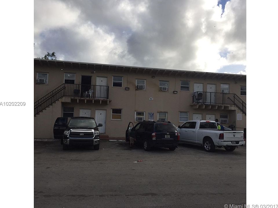 1st image of 421 NW 12th St APT 5