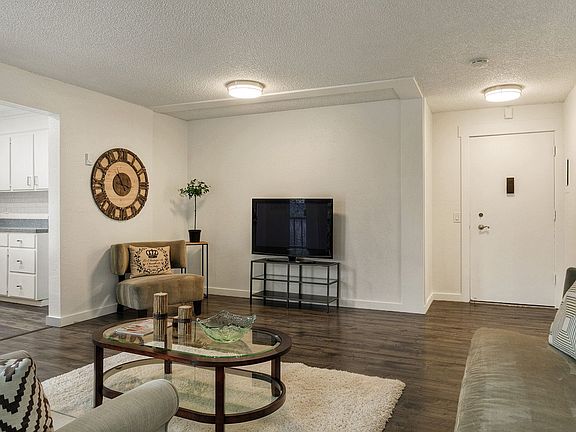 3rd image of 6355 137th Ave NE APT 306