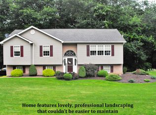 123 Hunter Ridge Rd, Butler, PA 16001