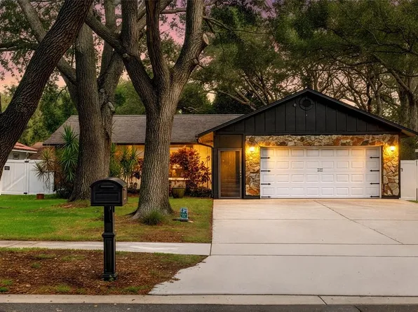 1500 Poinsettia Ave, Tarpon Springs, FL 34689