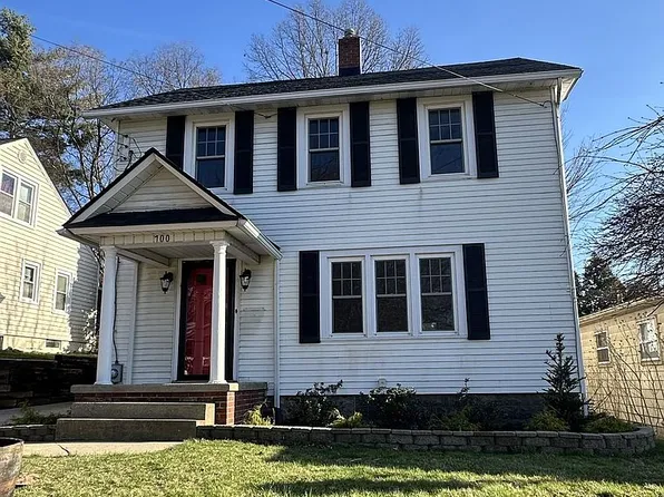 700 Iona Ave, Akron, OH 44314