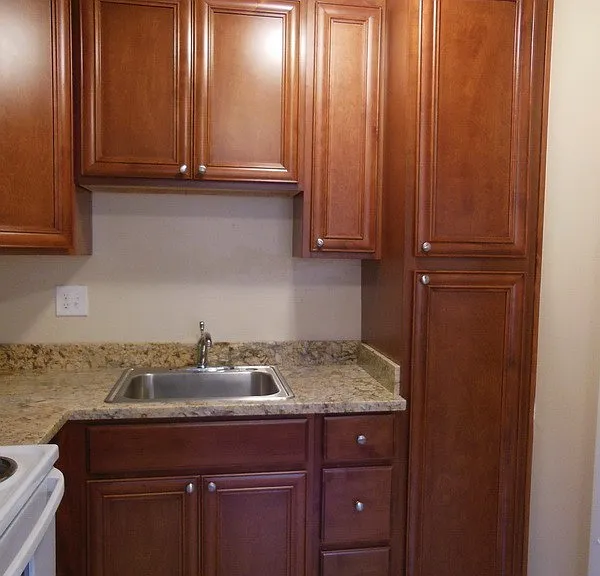 104 Redwood Ave — Photo 12