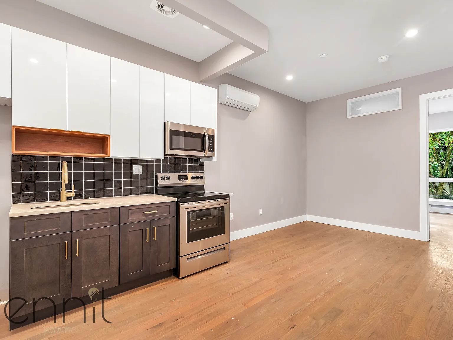 336 East 28th Street — Photo 4