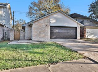 12443 S Rachlin Cir, Houston, TX 77071
