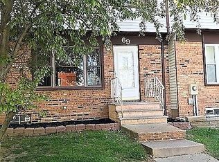 69 Corona Ct, Old Bridge, NJ 08857