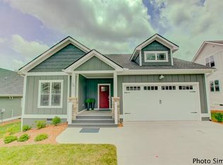 241 Leyland Cir #61, Hendersonville, NC 28792