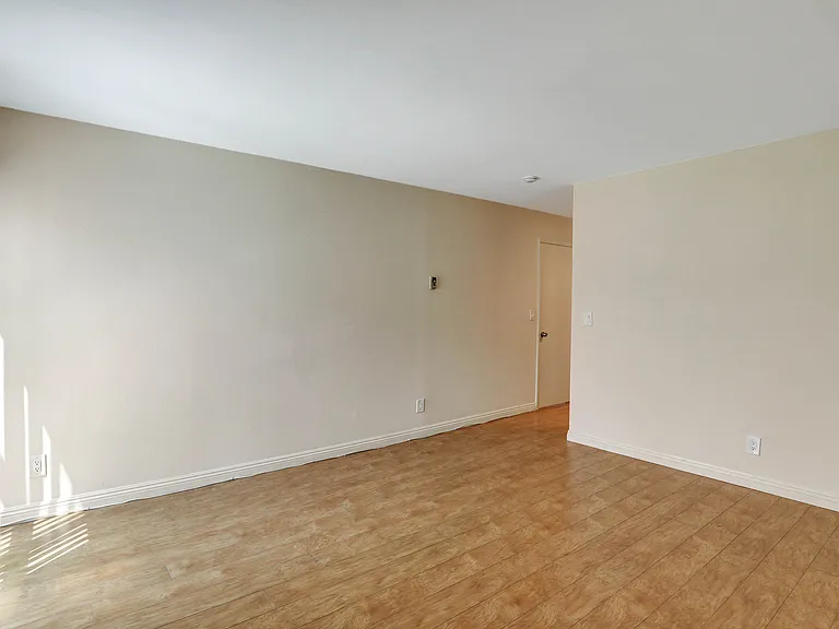 611 S Prospect Ave #102 — Photo 15
