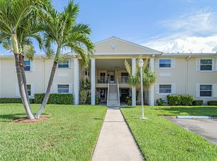 870 Lake Orchid Cir APT 204, Vero Beach, FL 32962
