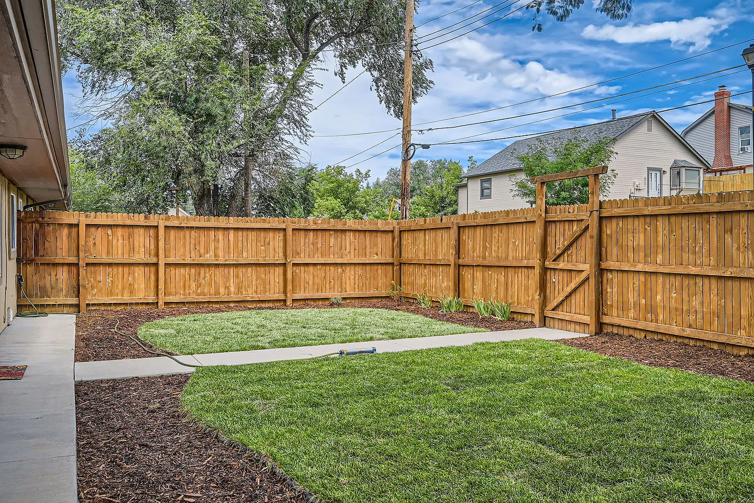 2 bed, 765 sqft, $1,375 — Photo 4