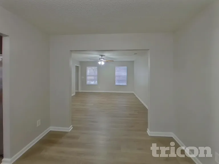 2108 Wilkinson Dr — Photo 19