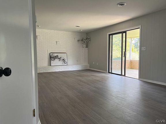 4th image of 1709 Wynnwood Ln N