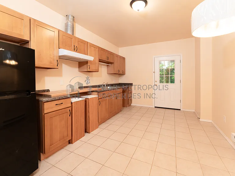 11322 Exeter Ave NE — Photo 20