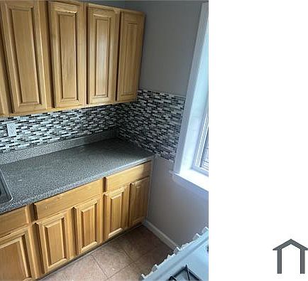 3rd image of 107 Elm St #3