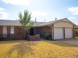 800 Holly Hill Rd, Edmond, OK 73003