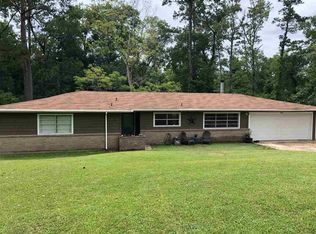 11452 Palm Rd, Lumberton, TX 77657