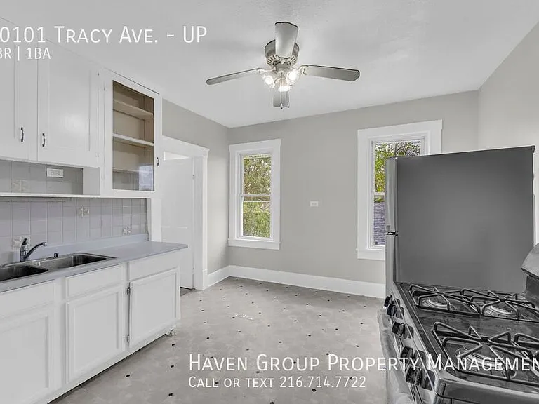 20101 Tracy Ave #UP — Photo 9