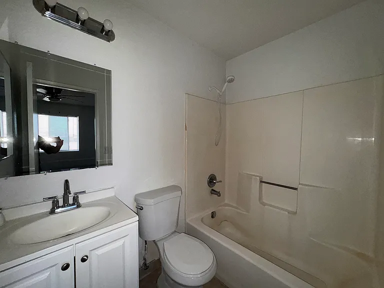20949 83rd St #8 — Photo 8