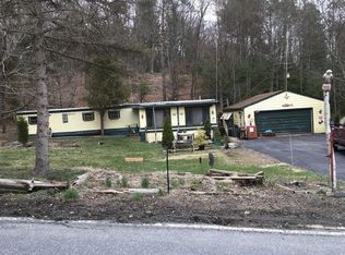 1071 Dinkey Rd, Lehighton, PA 18235