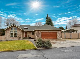 6111 W Ridgecrest Dr, Spokane, WA 99208