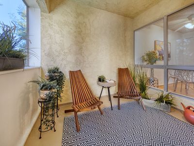 6225 Canterbury Dr UNIT 205, Culver City, CA, 90230