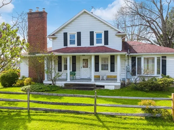 17286 Ridge Rd, North Royalton, OH 44133