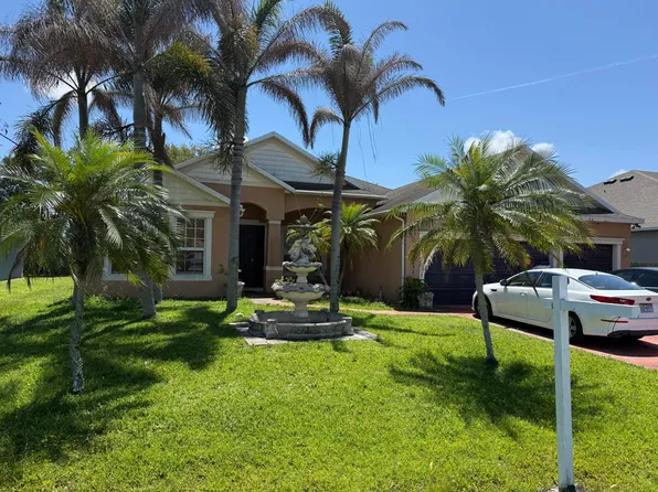 5231 NW Reba Circle, Port St Lucie, FL 34986