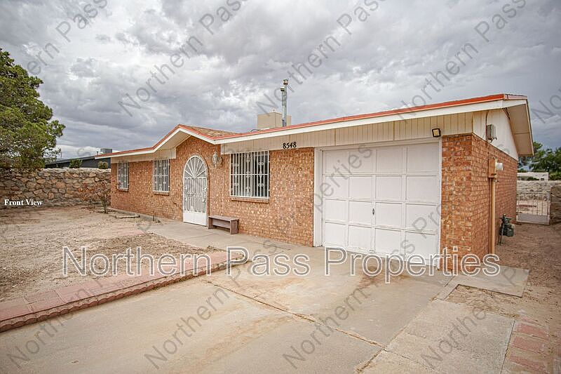 1st image of 8548 Arboleda Dr