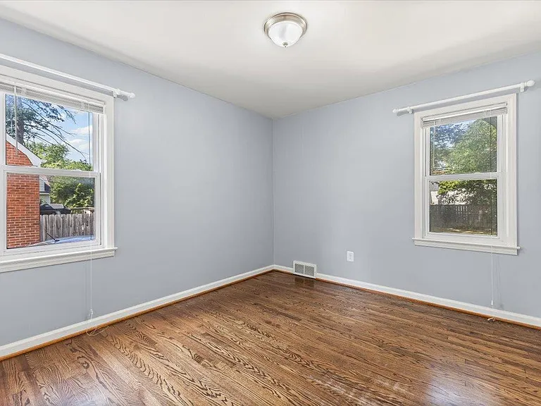 13710 Balfour St — Photo 12