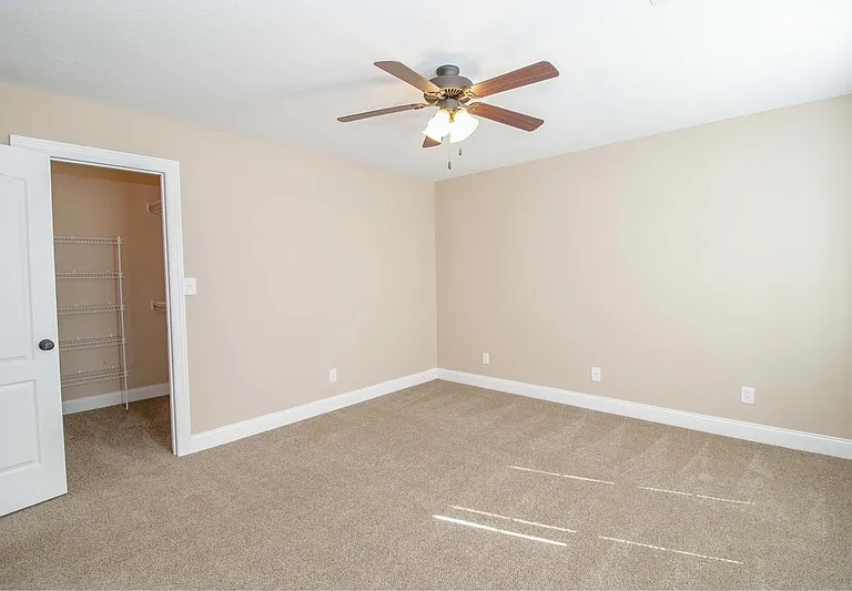 123 Bogard Ln — Photo 6