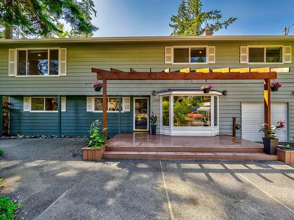 23702 101st Pl W, Edmonds, WA 98020