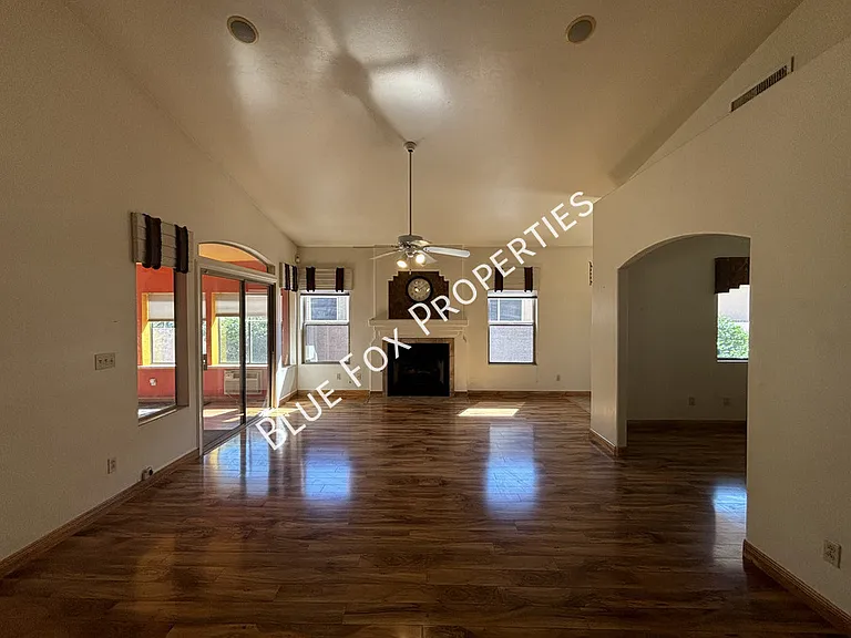 9511 E Briana Ln — Photo 5