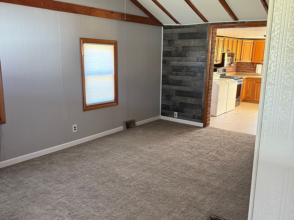 1st image of 60 Woodland Ave