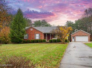 183 Meyer Dr, Shepherdsville, KY 40165