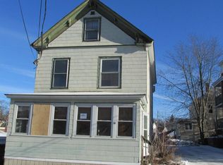 12 Horton St, Lewiston, ME 04240