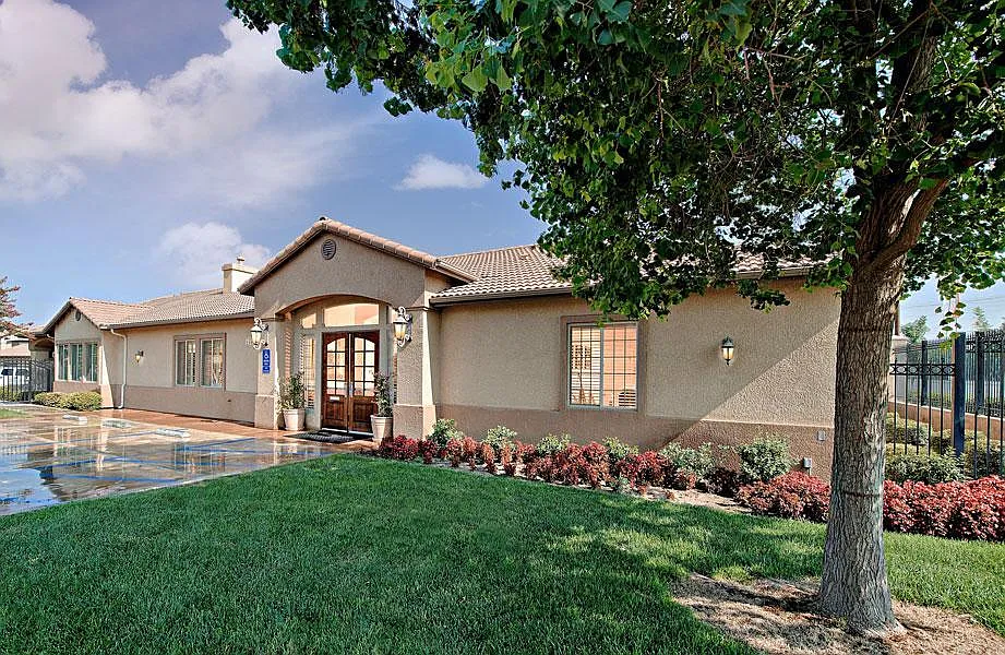 The Villas at Lovers Lane — Photo 3