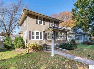609 Wall St, North Mankato, MN 56003