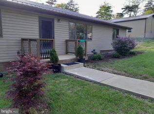 1004 Old Furnace Rd, Ridgeley, WV 26753