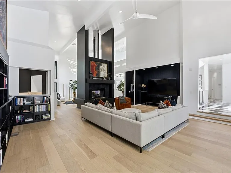 13 Heards Overlook Ct — Photo 15