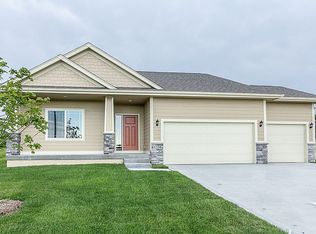 1708 NE Silkwood Ct, Grimes, IA 50111
