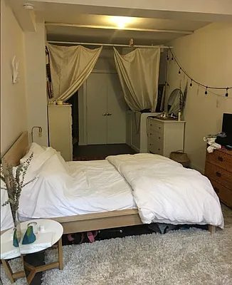 Rented by City Vista Inc | media 28