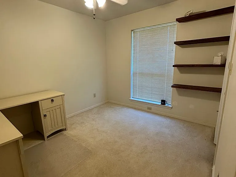 4731 Longstreet Pl — Photo 13