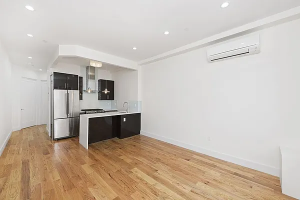 Sold by Investmates Real Estate | media 14