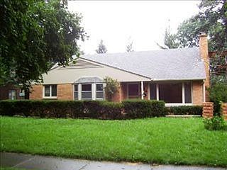 5th image of 354 Lawndale Ave