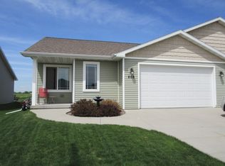 502 W Elm Dr, Little Chute, WI 54140
