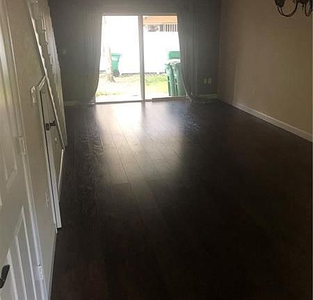 3rd image of 8839 S Isles Cir