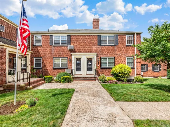 211-08 69th Avenue #1A, Oakland Gardens, NY 11364