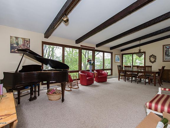 5th image of 3804 Wedgwood Dr