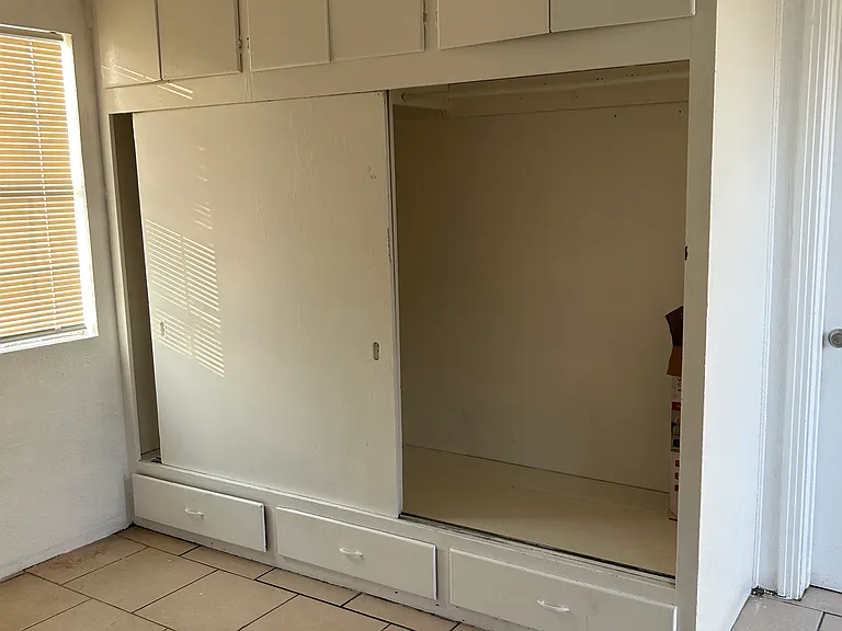 501 Grace St — Photo 14